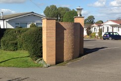 Entrance2-Witcombe